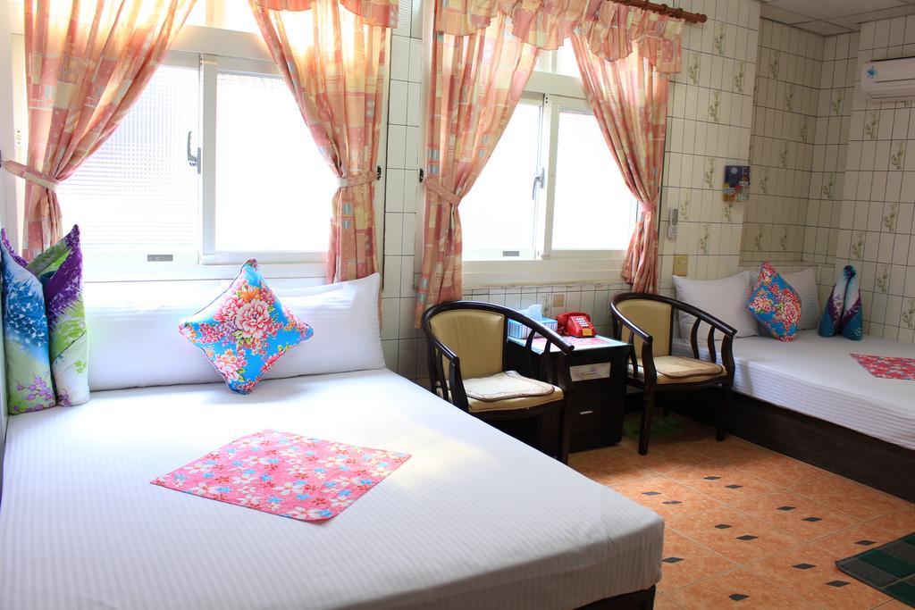 Hsin Hsin Hotel Miaoli Extérieur photo