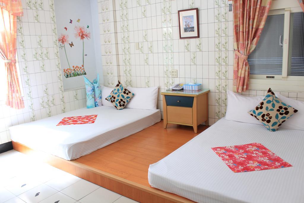 Hsin Hsin Hotel Miaoli Extérieur photo