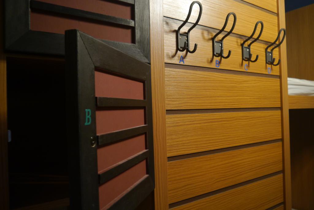 Hsin Hsin Hotel Miaoli Extérieur photo