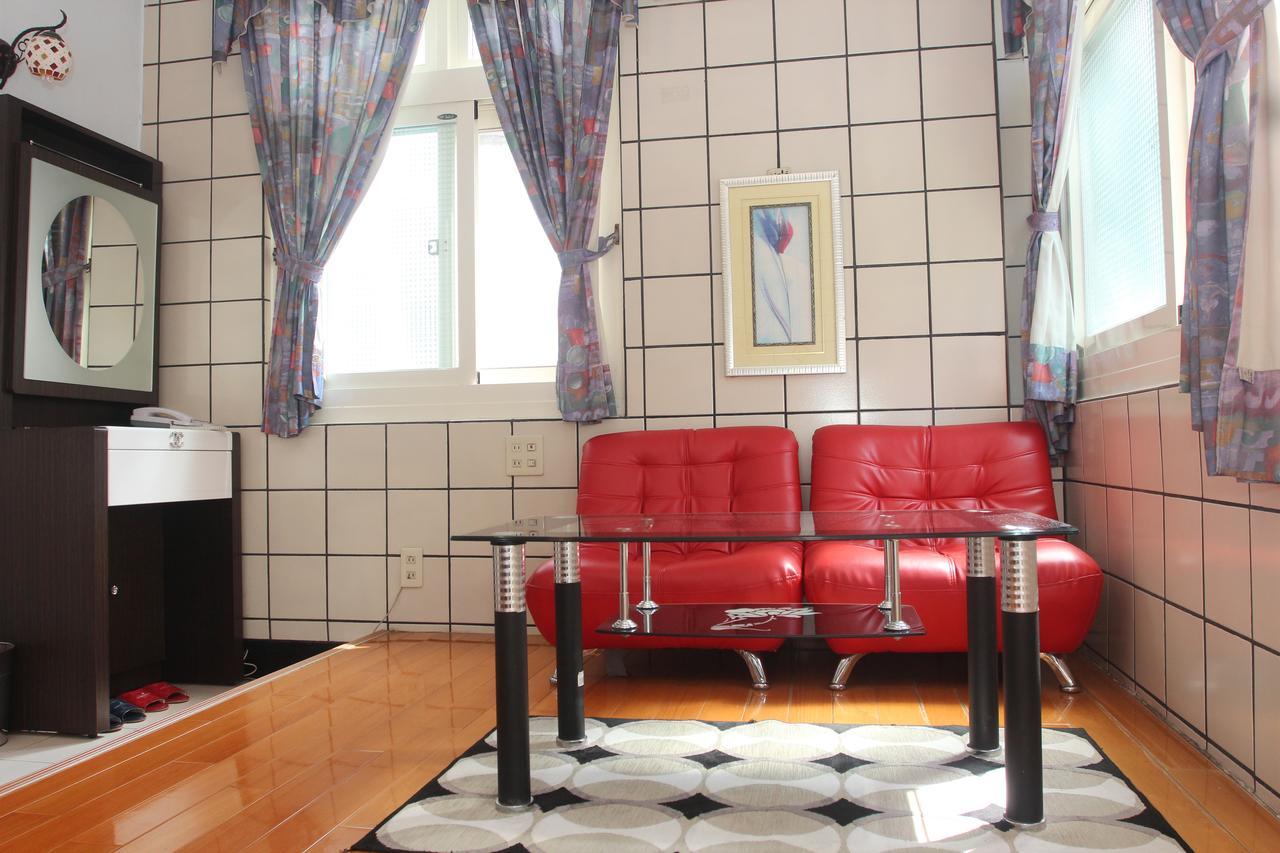 Hsin Hsin Hotel Miaoli Extérieur photo